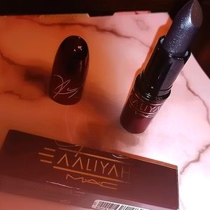MAC AALIYAH Limited Street Thing Lipstick
